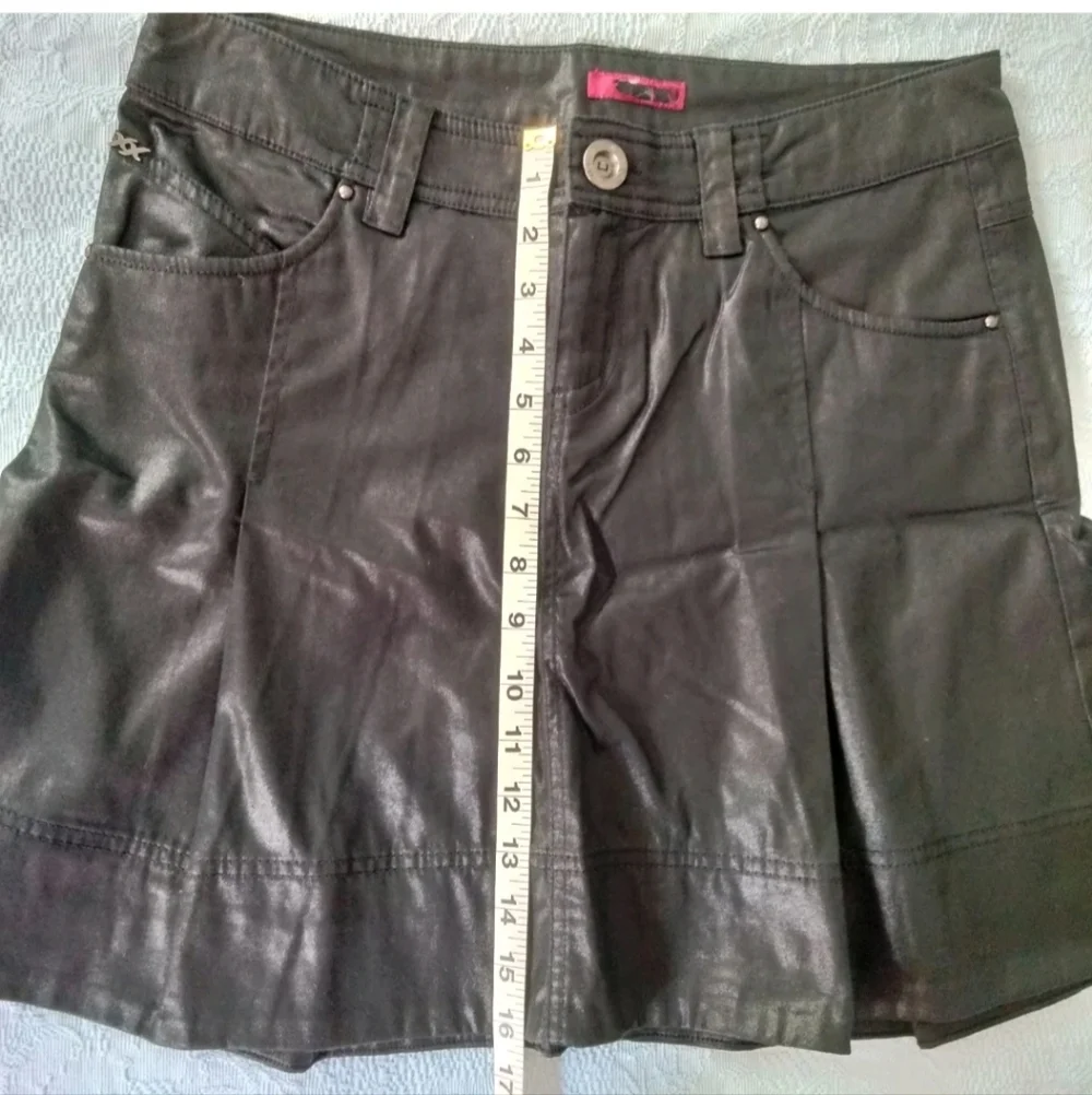 Y2K A-Line Leather Look Black Mini Skirt Women's US Size 6 Fake Leather